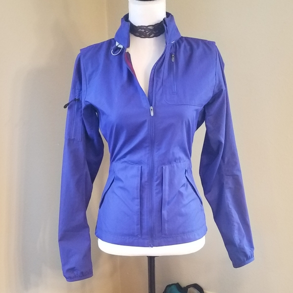 Nike Jackets & Blazers - NIKE STORM-FIT RUNNING JACKET - Size S (EUC)